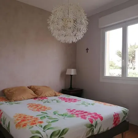 Appartamento T3 Avec Exterieur Sanary Centre Esterno foto